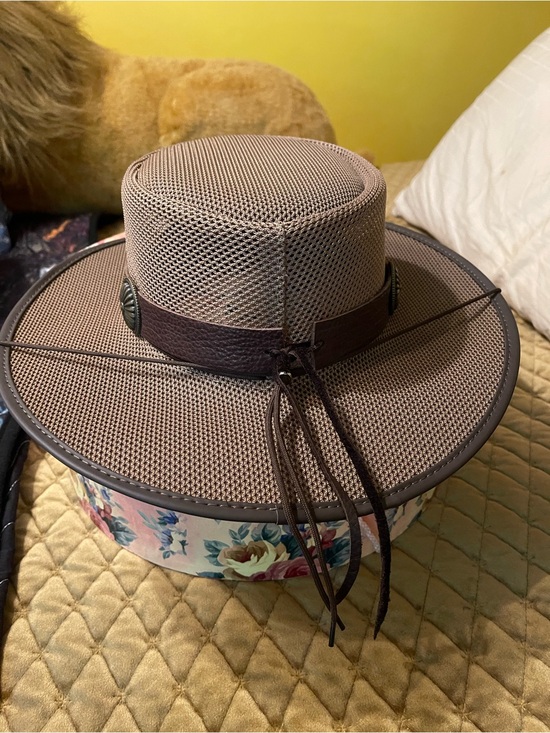 Brown Mesh Outback Hat with Decorative Band main image 4